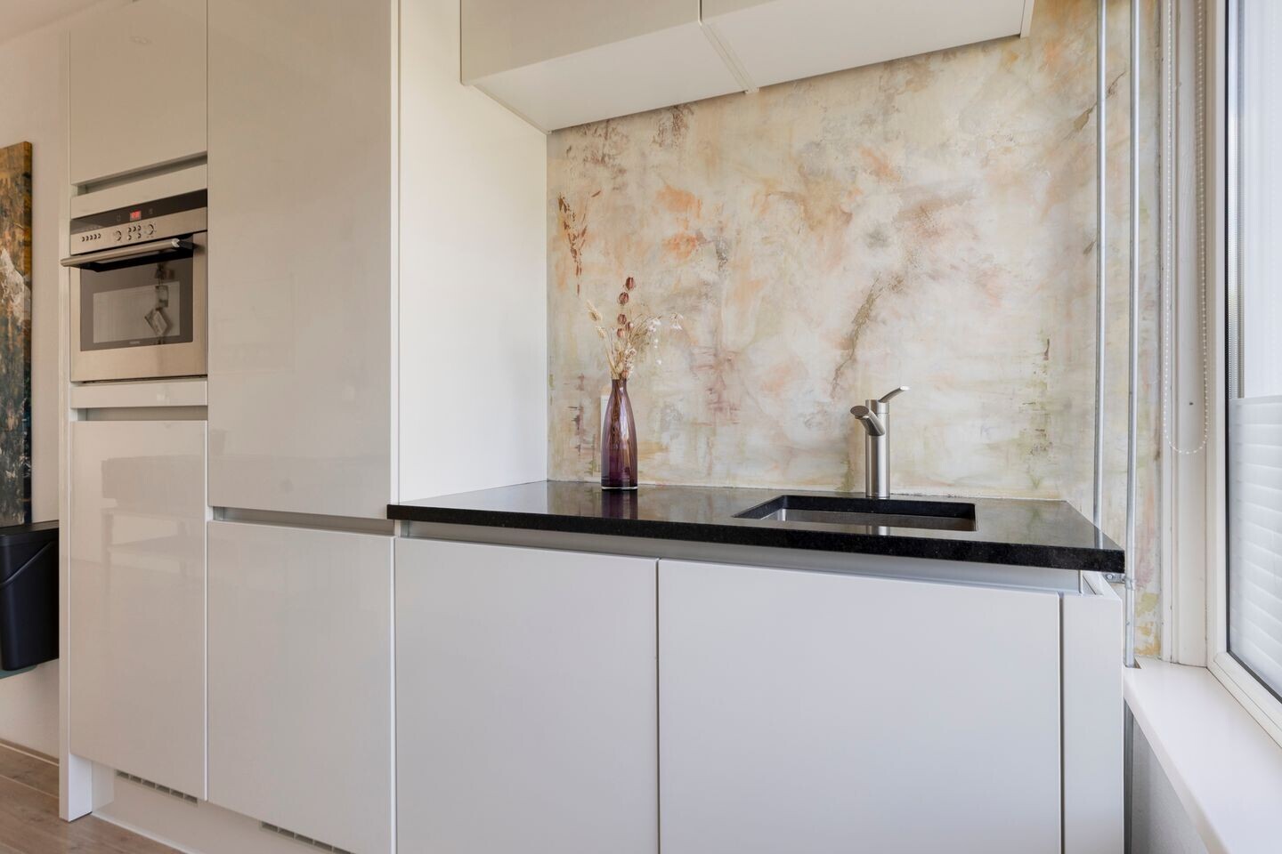 Hoekwoning te koop: Gerben Colmjonwei 10, Leeuwarden
