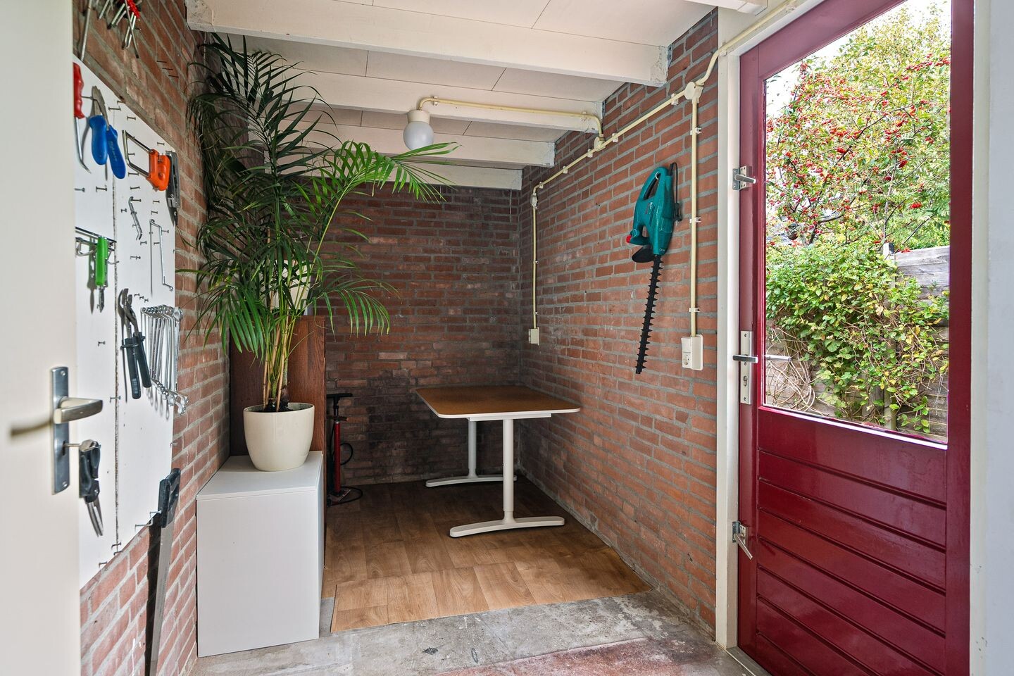 Hoekwoning te koop: Roodborststraat 11, Leeuwarden