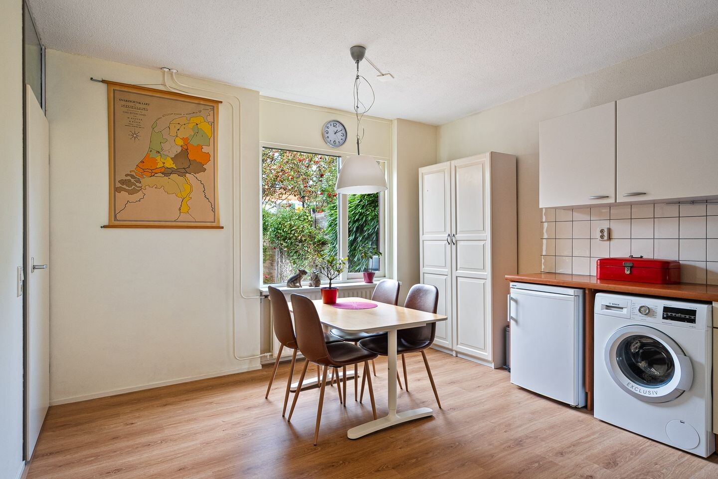 Hoekwoning te koop: Roodborststraat 11, Leeuwarden