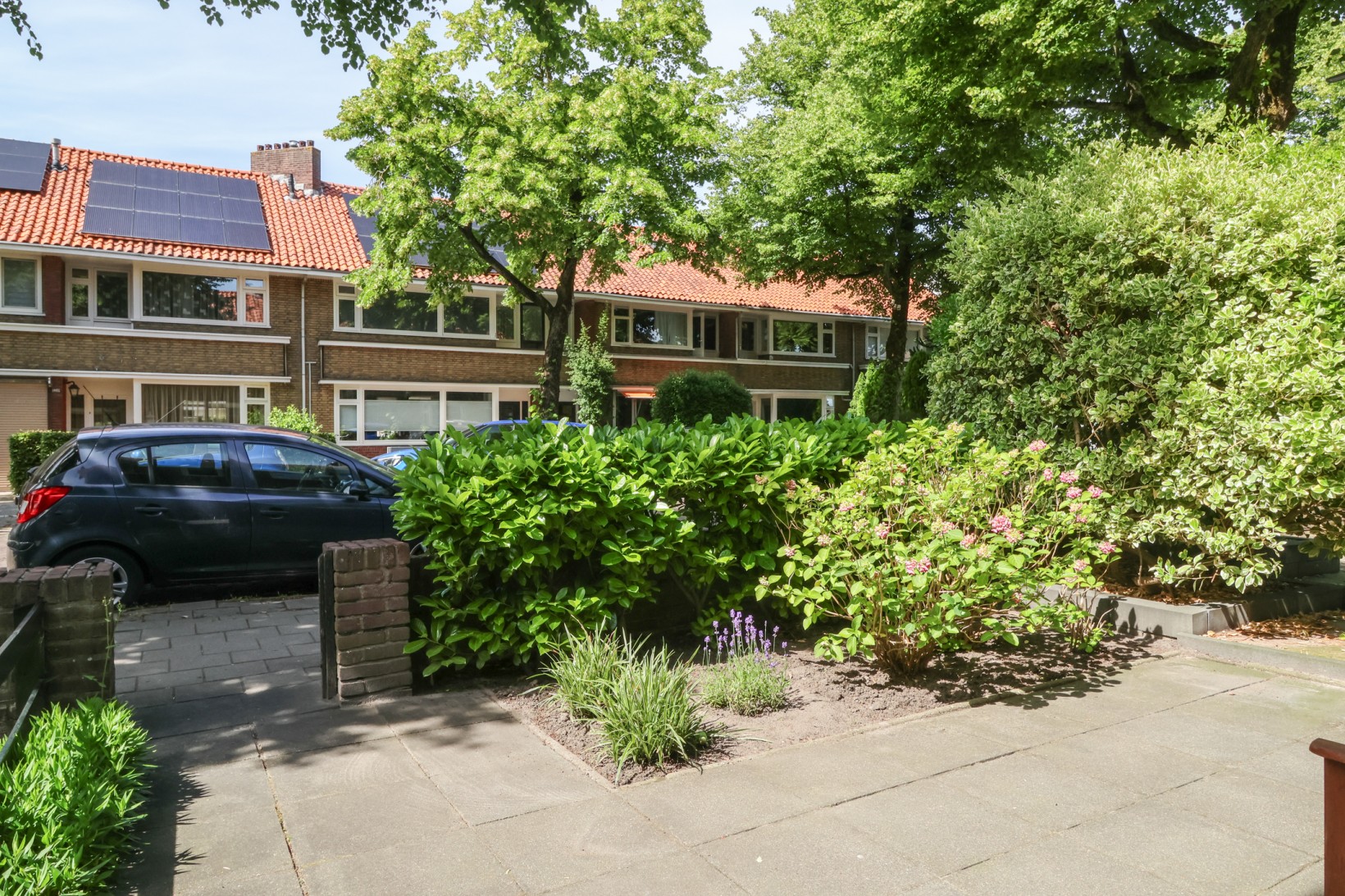 Tussenwoning te koop: Leeuwerikstraat 99, Leeuwarden
