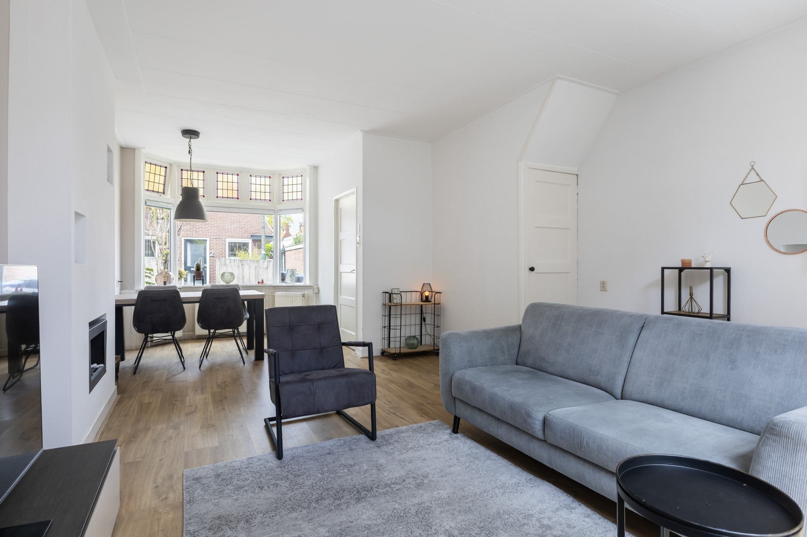 Hoekwoning te koop: Brahmsstraat 1, Leeuwarden