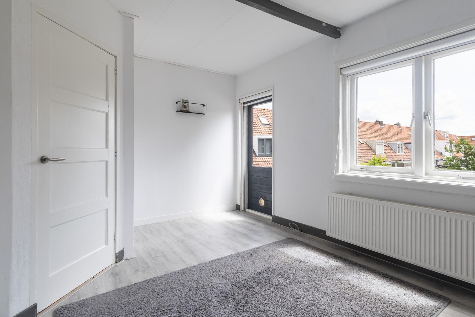 Hoekwoning te koop: Brahmsstraat 1, Leeuwarden