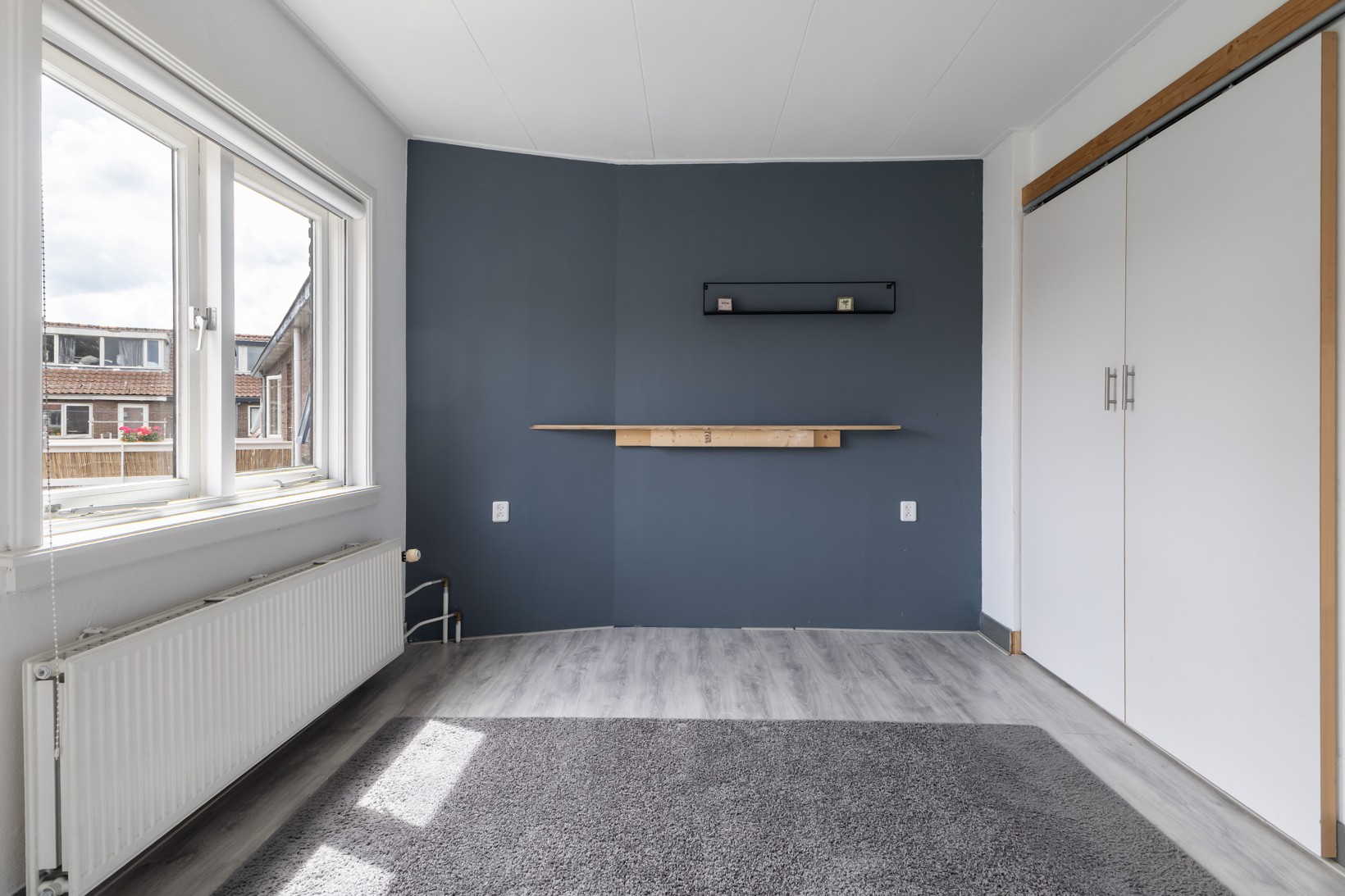 Hoekwoning te koop: Brahmsstraat 1, Leeuwarden