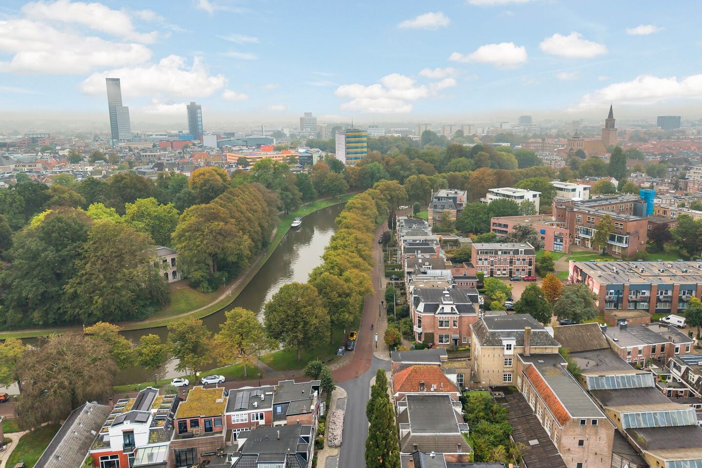 Tussenwoning te koop: Singelstraat 21, Leeuwarden