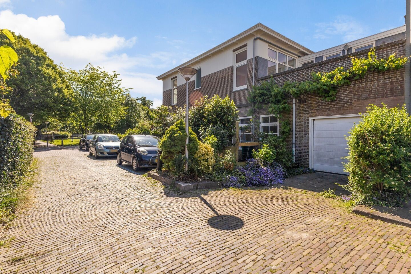 Tussenwoning te koop: Jakob van Aakenstraat 32, Leeuwarden