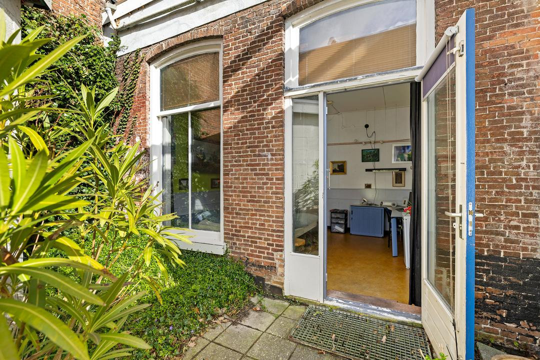Tussenwoning te koop: Zuidvliet 4, Leeuwarden