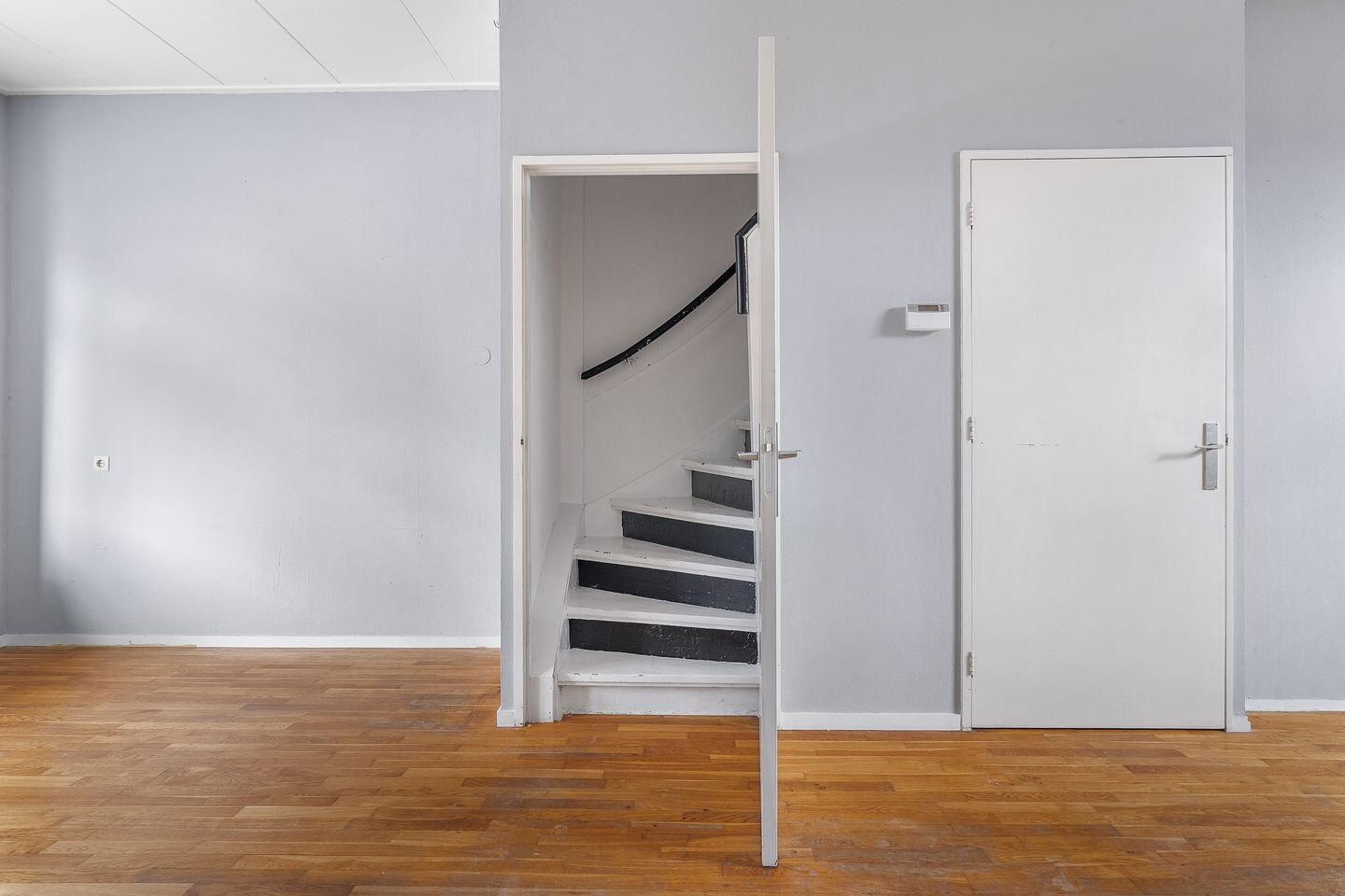 Tussenwoning te koop: Bleeklaan 11, Leeuwarden