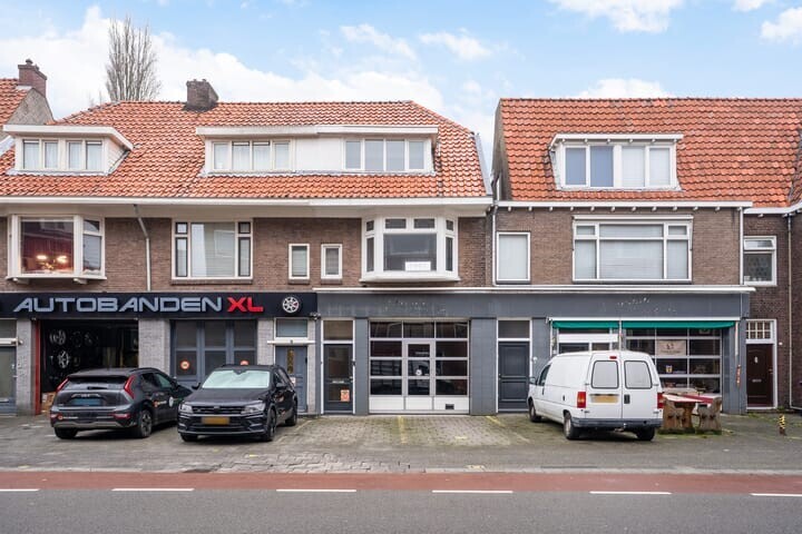 Tussenwoning te koop: Bleeklaan 11, Leeuwarden