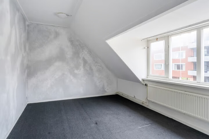Tussenwoning te koop: Bleeklaan 11, Leeuwarden