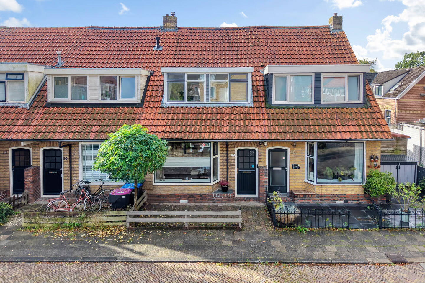 Tussenwoning te koop: DELISTRAAT 48, Leeuwarden