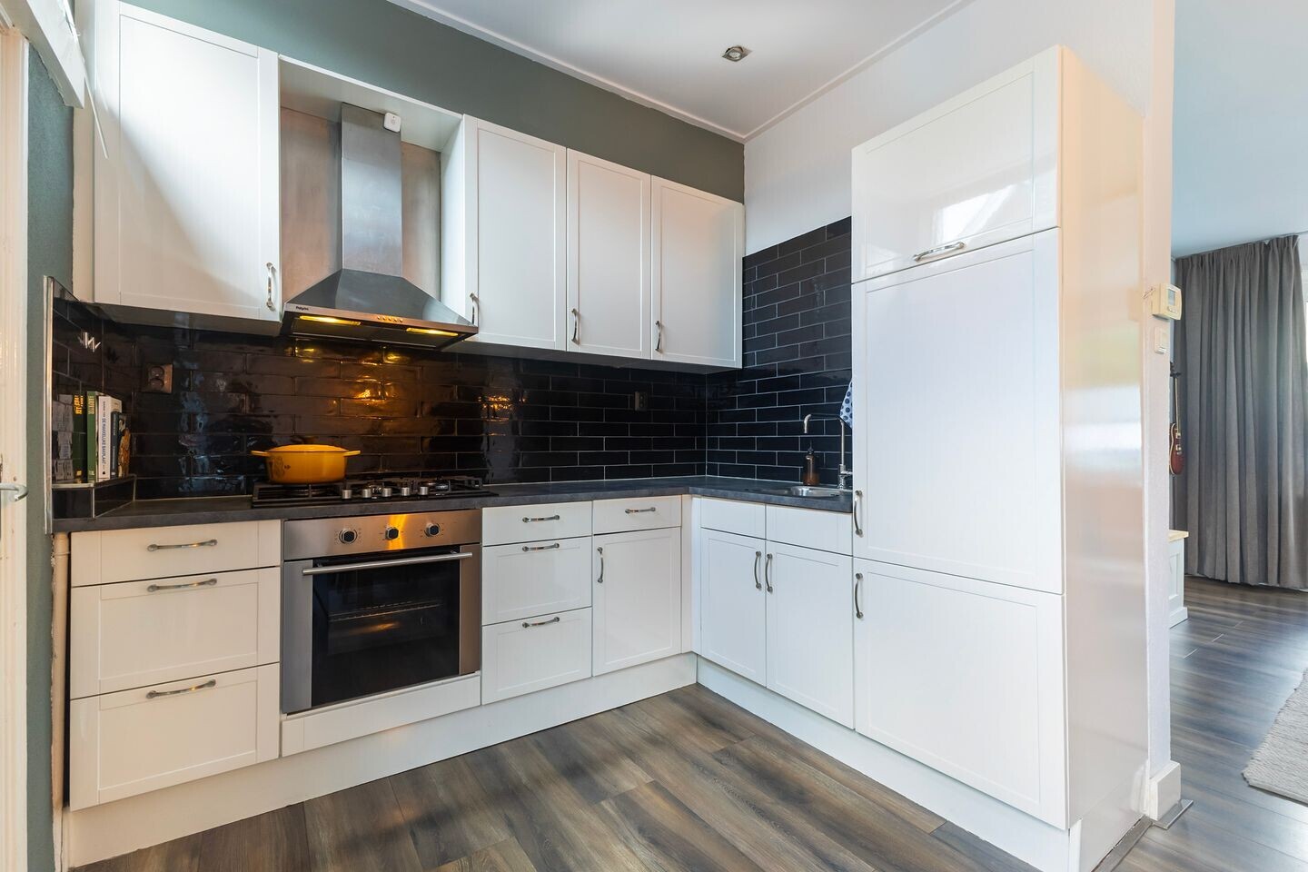 Tussenwoning te koop: DELISTRAAT 48, Leeuwarden