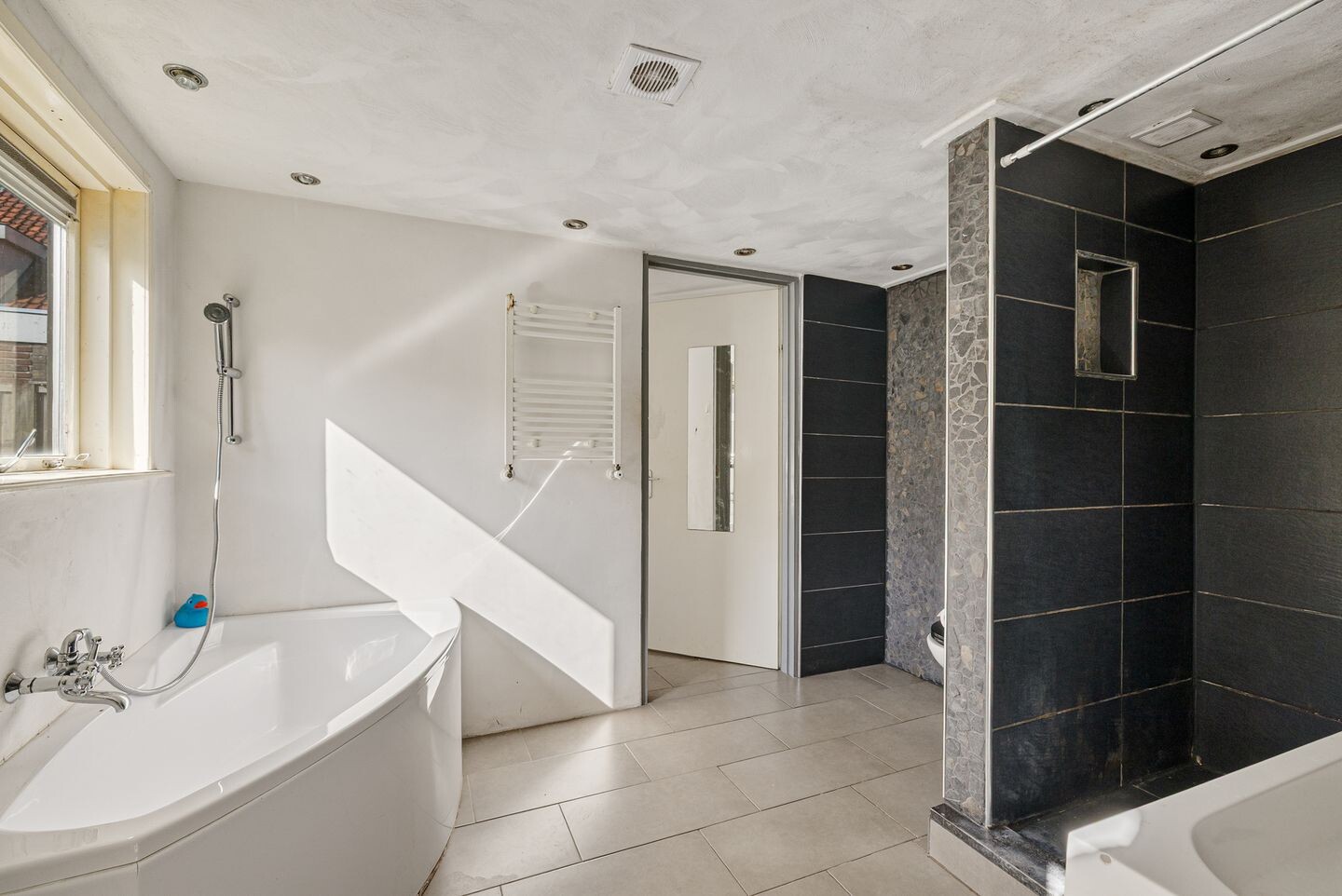Tussenwoning te koop: Barent Fockesstraat 58, Leeuwarden