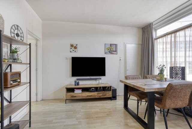 Appartement te koop: Cambuurplein 38, Leeuwarden