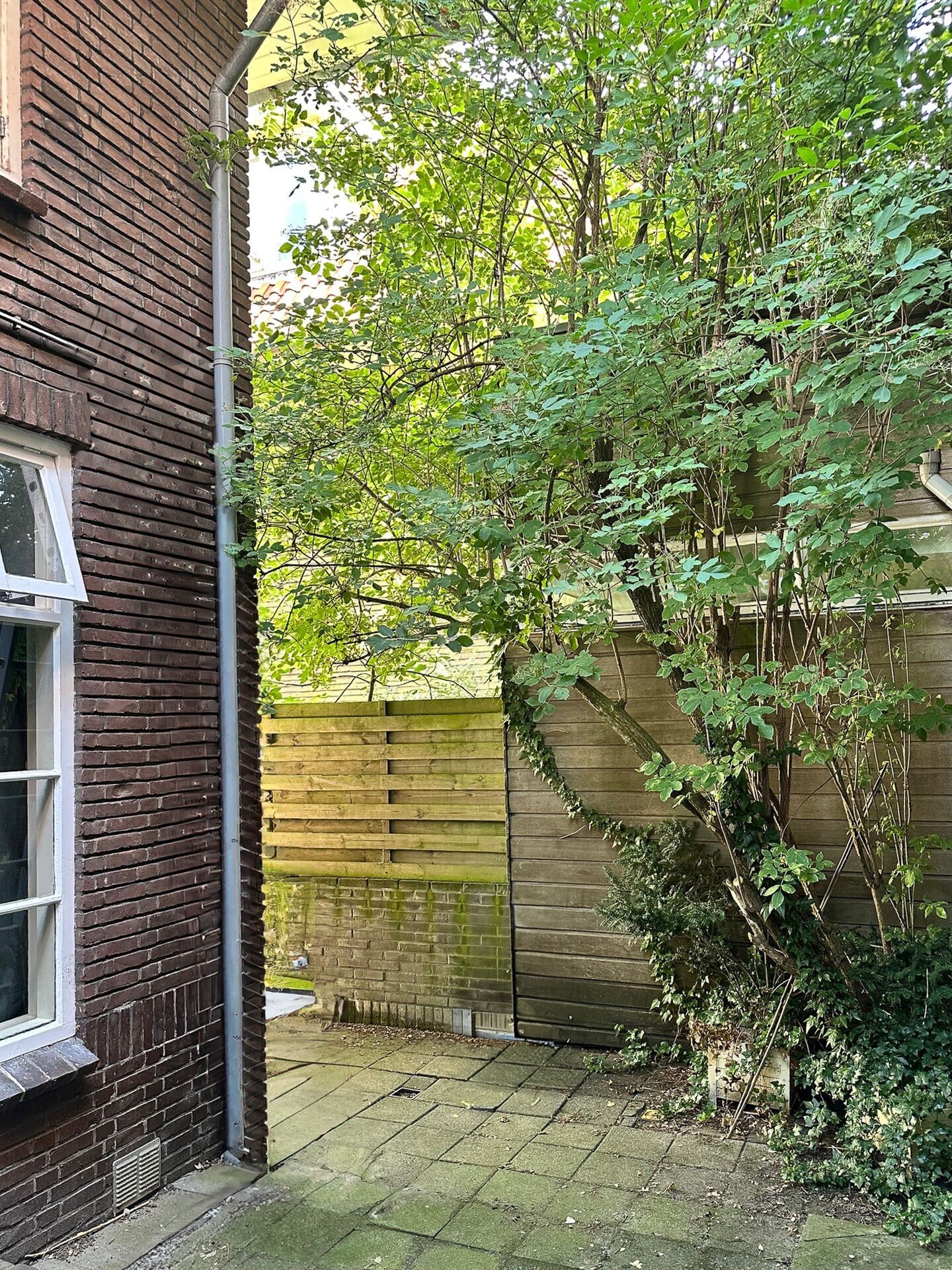 Hoekwoning te koop: Groningerstraatweg 116, Leeuwarden