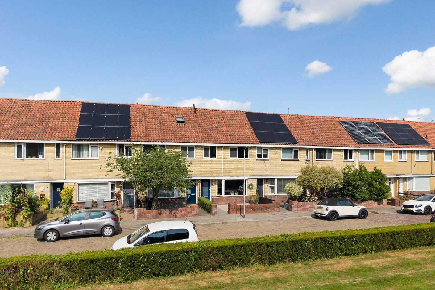 Tussenwoning te koop: SWAMMERDAMSTRAAT 41, Leeuwarden