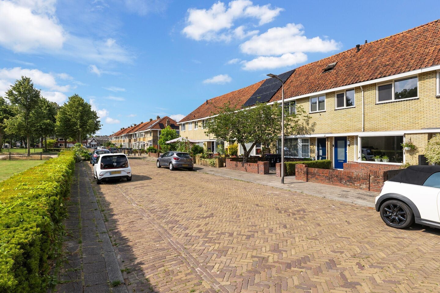 Tussenwoning te koop: SWAMMERDAMSTRAAT 41, Leeuwarden