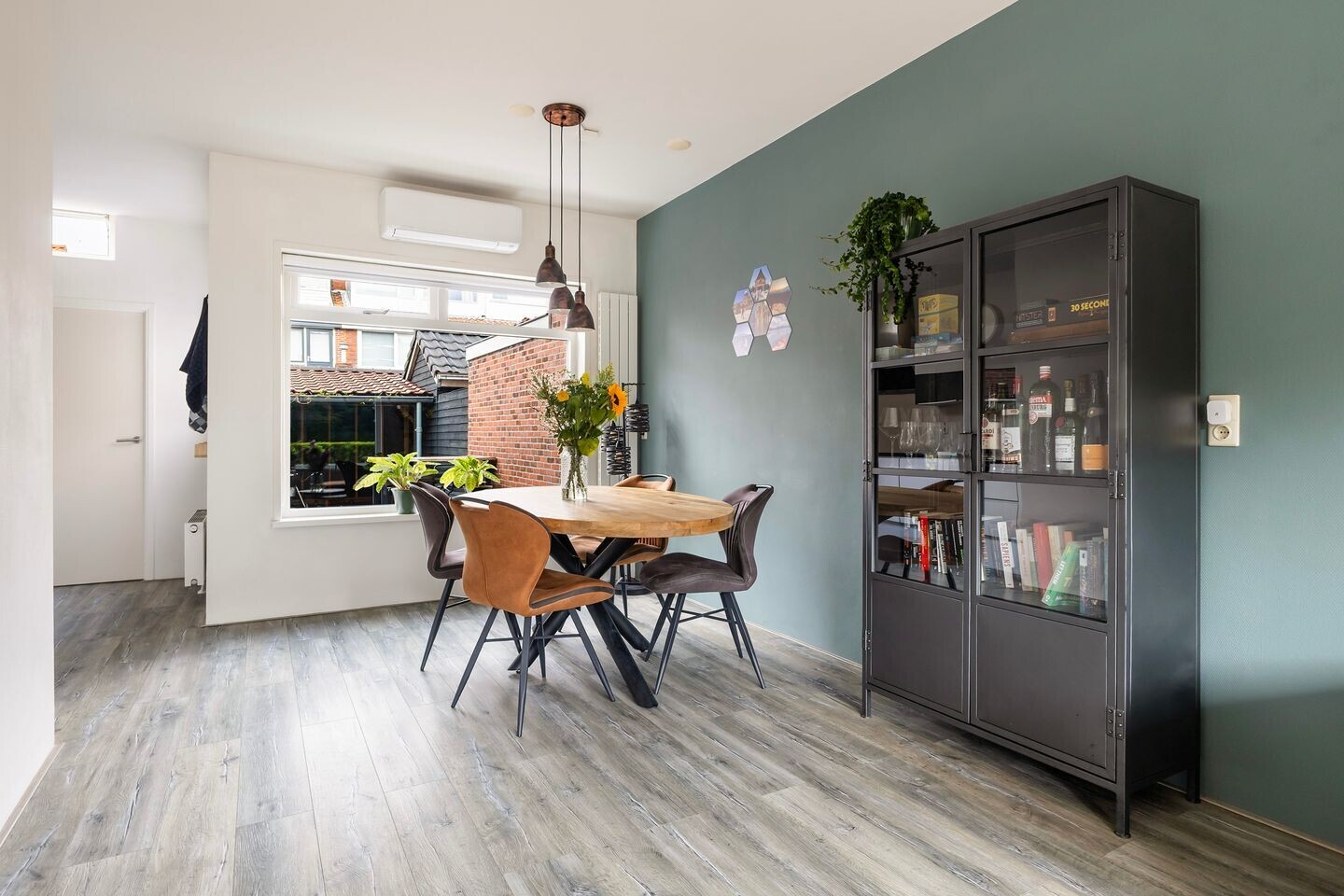 Tussenwoning te koop: SWAMMERDAMSTRAAT 41, Leeuwarden