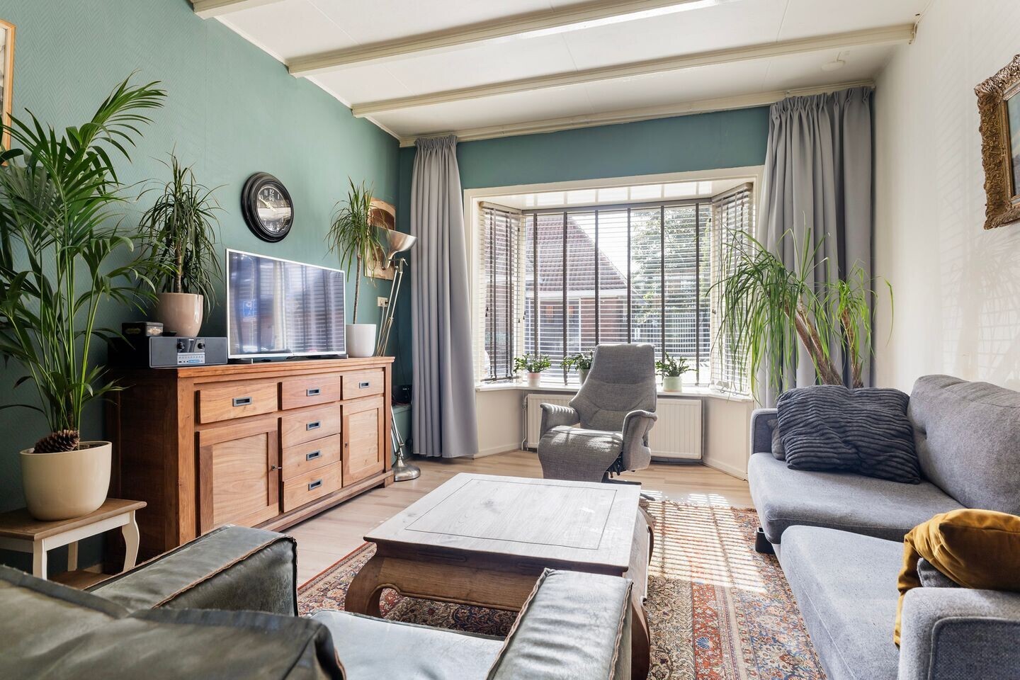 Tussenwoning te koop: Frederik Ruyschstraat 13, Leeuwarden
