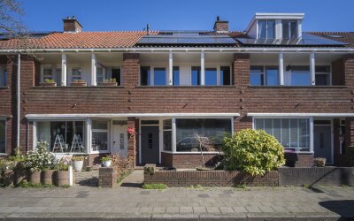 van Roonhuysestraat 8