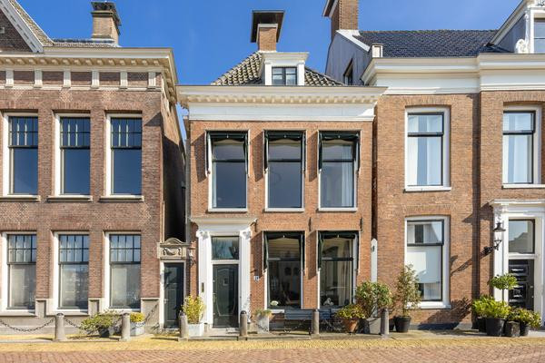 Vrijstaande woning te koop: Droge Haven 2, Leeuwarden