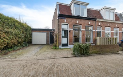 Dokkumerstraat 1