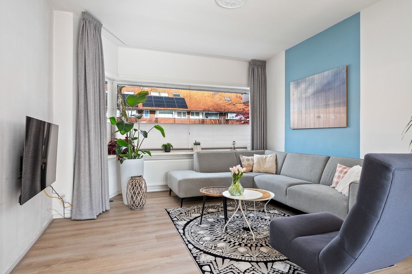Tussenwoning te koop: Goudenregenstraat 25, Leeuwarden