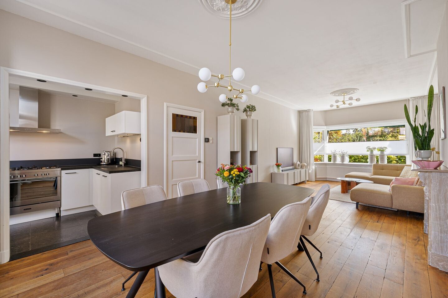 Tussenwoning te koop: Groningerstraatweg 43, Leeuwarden