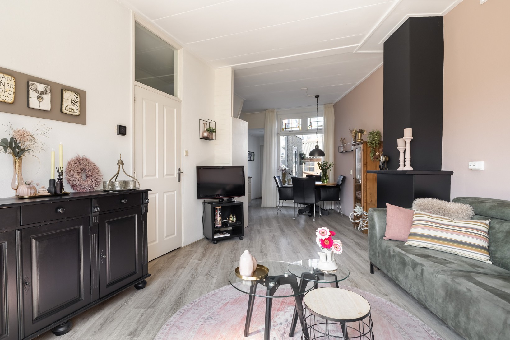 Tussenwoning te koop: Azaleastraat 91, Leeuwarden