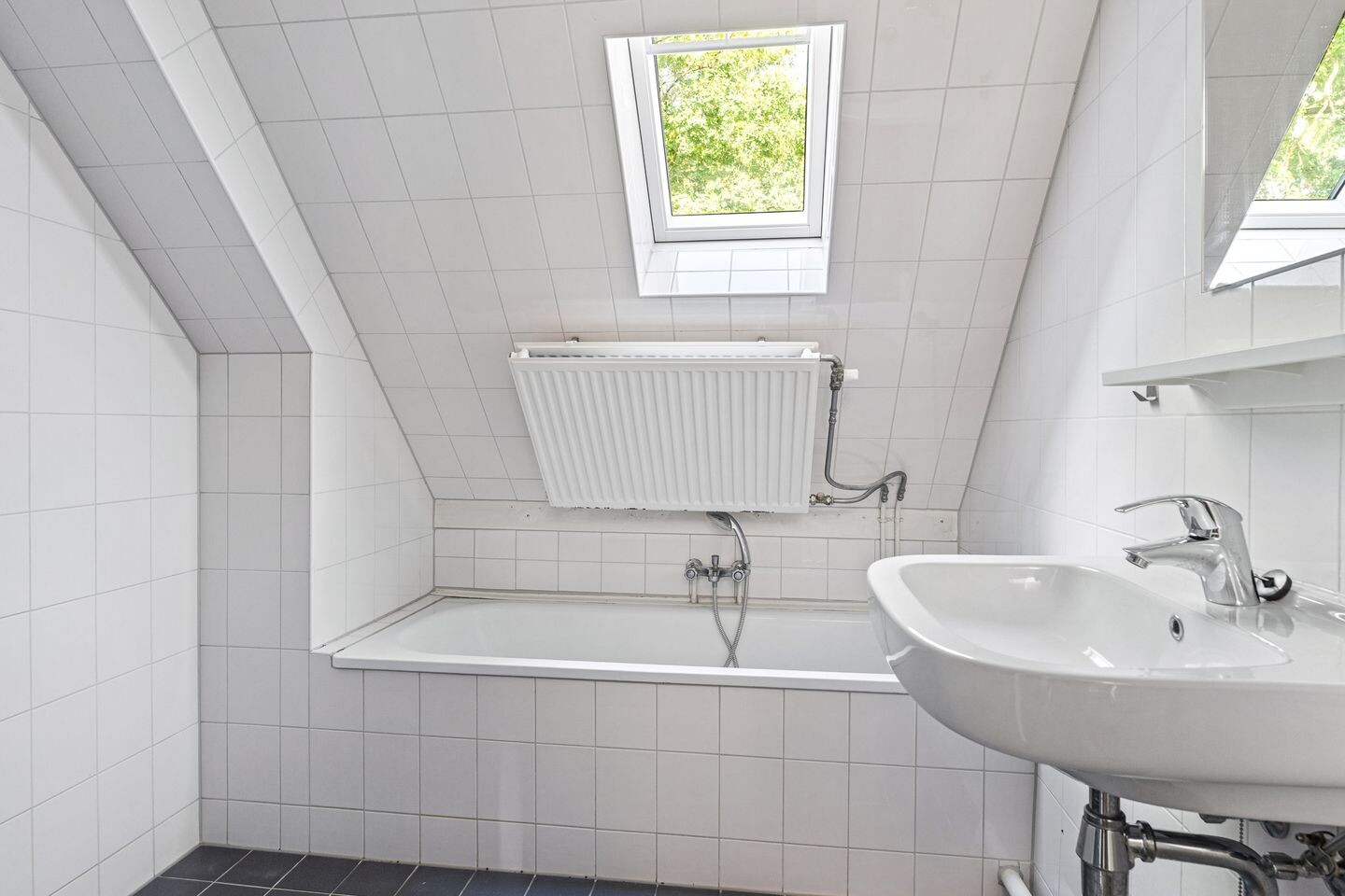 Hoekwoning te koop: Christiaan Kerkhofstraat 21, Leeuwarden