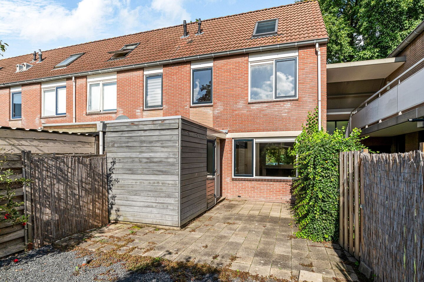 Hoekwoning te koop: Christiaan Kerkhofstraat 21, Leeuwarden