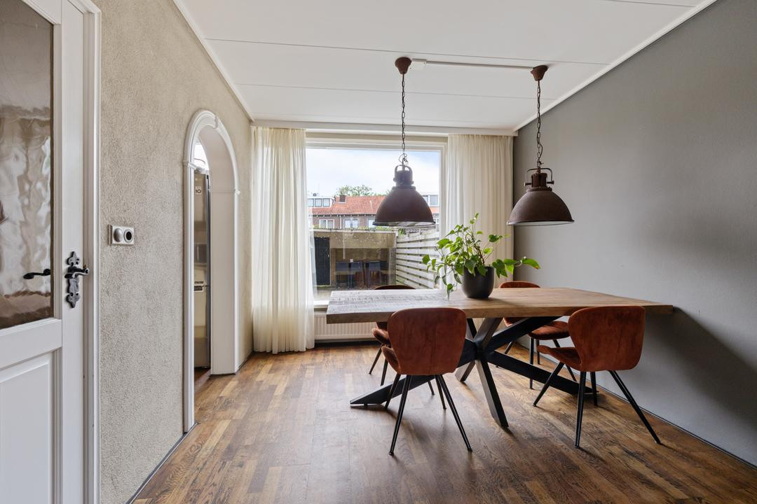 Tussenwoning te koop: Dennenstraat 106, Leeuwarden