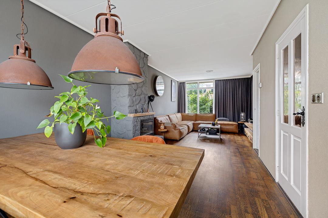 Tussenwoning te koop: Dennenstraat 106, Leeuwarden