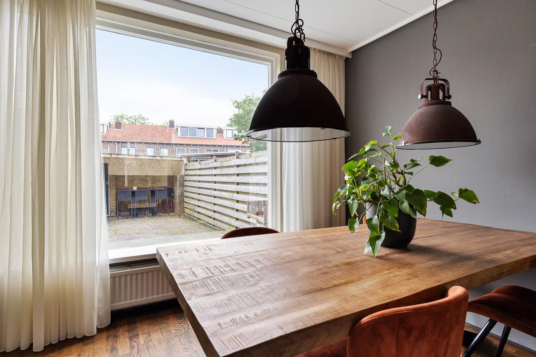 Tussenwoning te koop: Dennenstraat 106, Leeuwarden