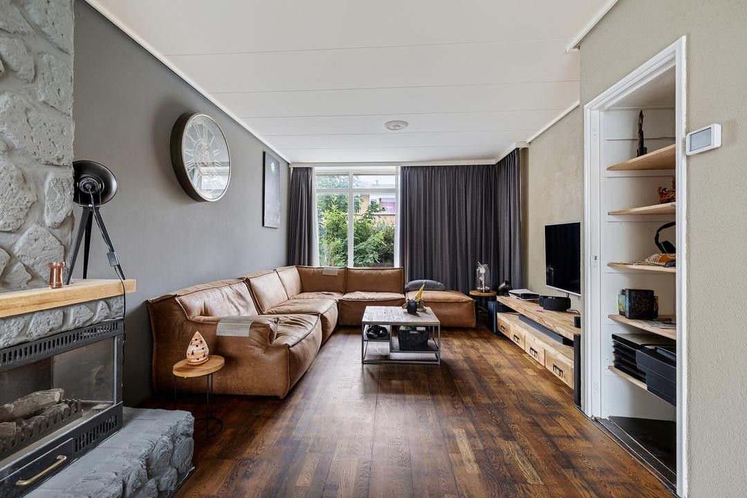 Tussenwoning te koop: Dennenstraat 106, Leeuwarden