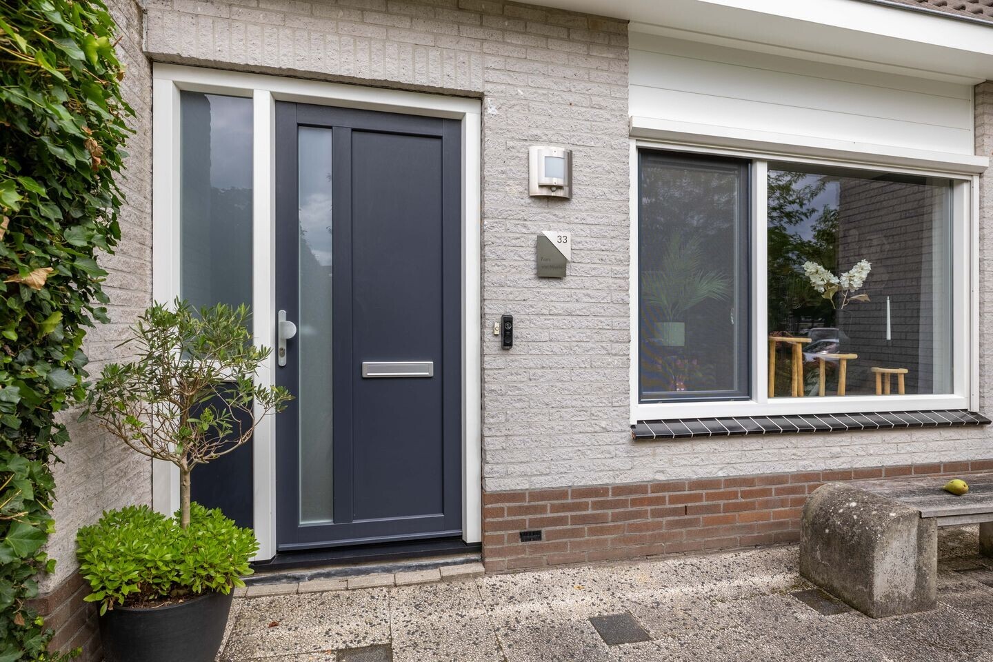 Tussenwoning te koop: van Andlastate 33, Leeuwarden
