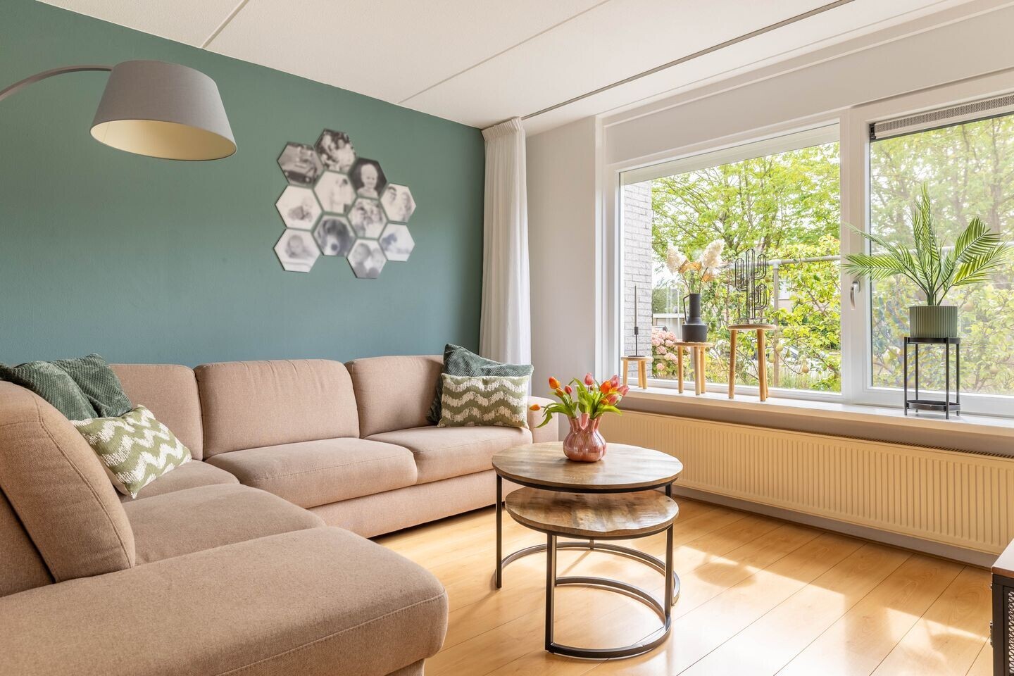 Tussenwoning te koop: van Andlastate 33, Leeuwarden