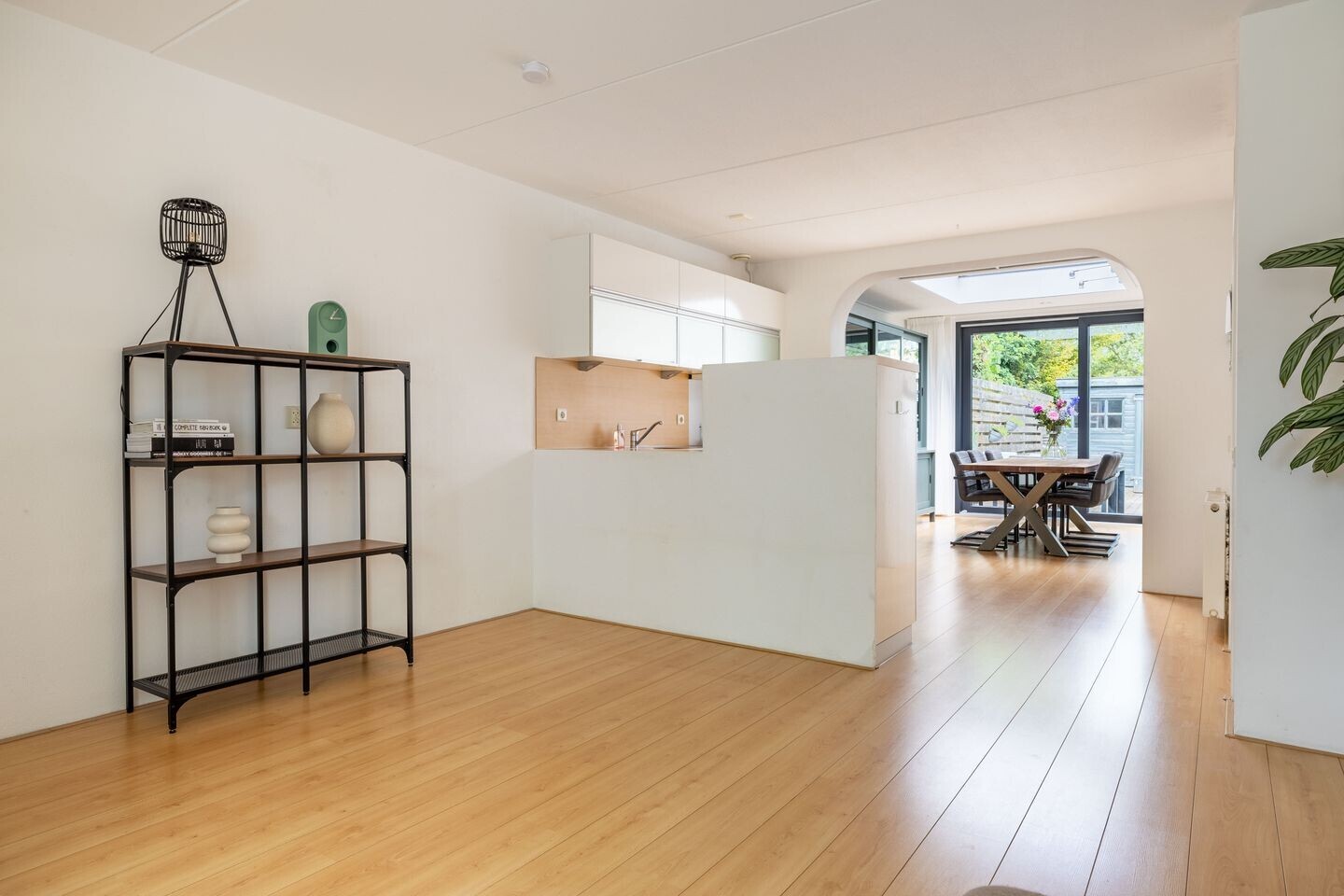 Tussenwoning te koop: van Andlastate 33, Leeuwarden