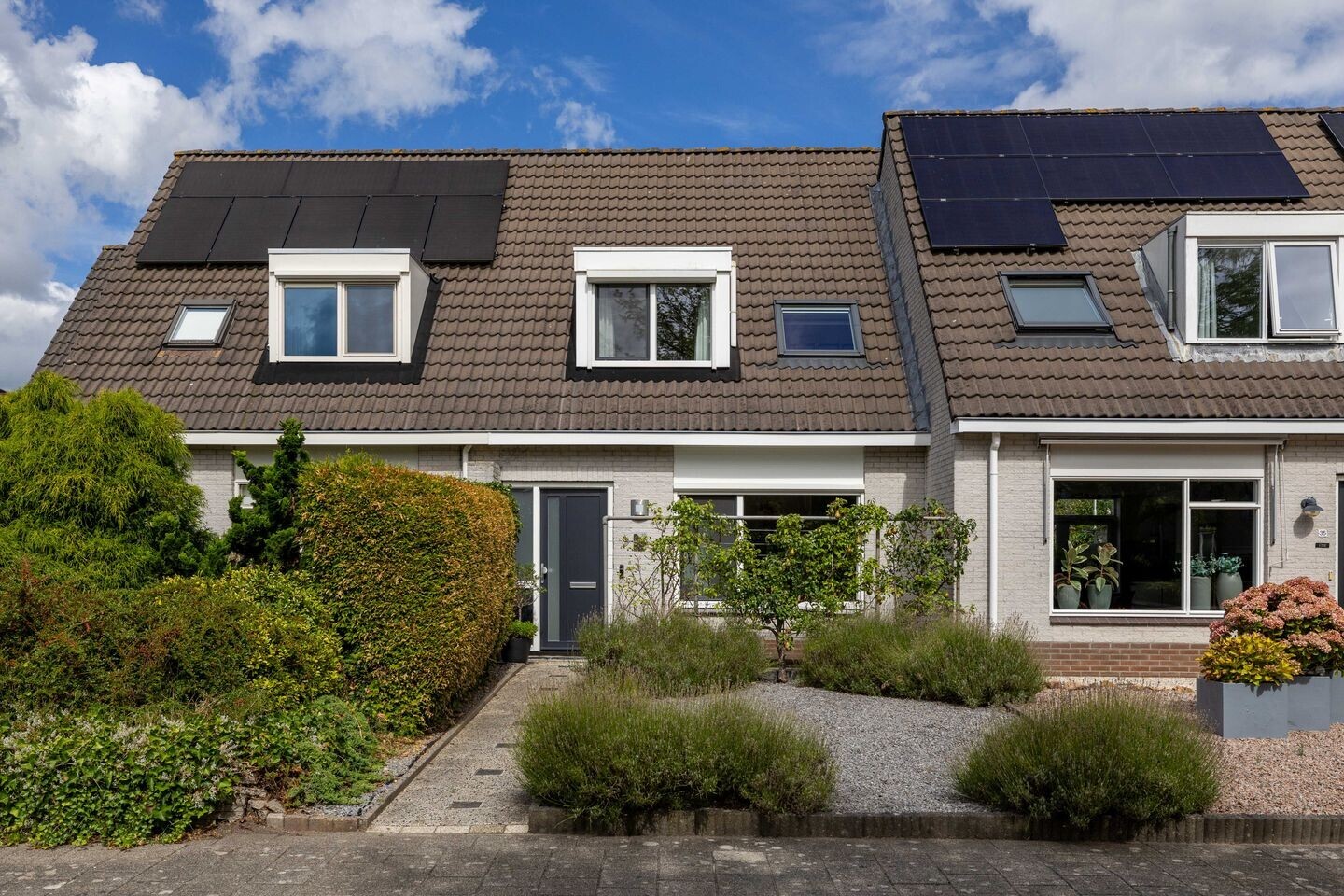 Tussenwoning te koop: van Andlastate 33, Leeuwarden