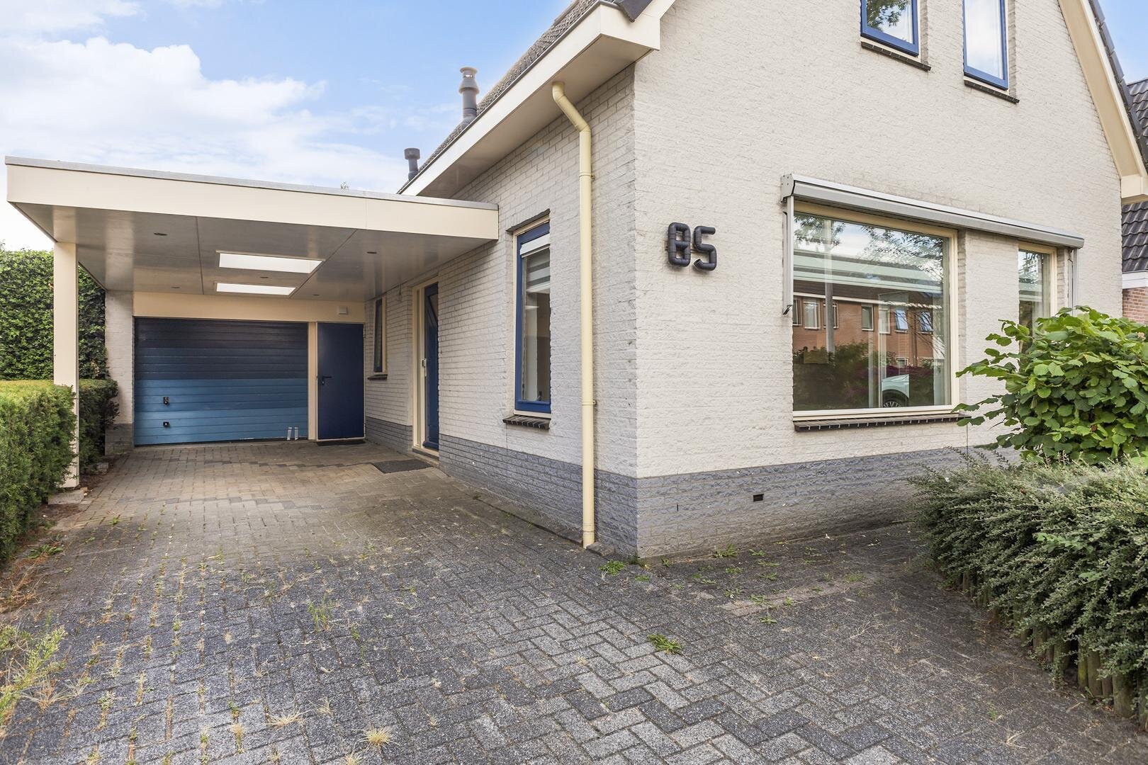 Vrijstaande woning te koop: Idzerdastins 85, Leeuwarden