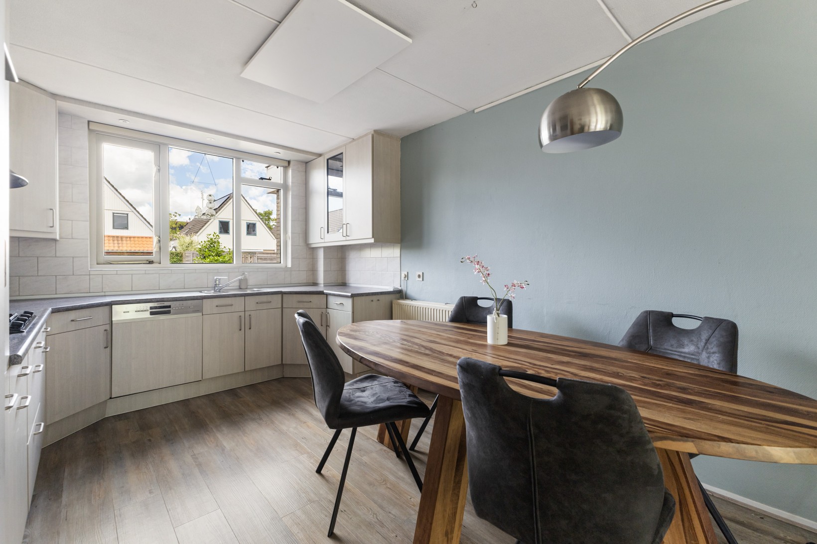 Tussenwoning te koop: Monsmastate 22, Leeuwarden