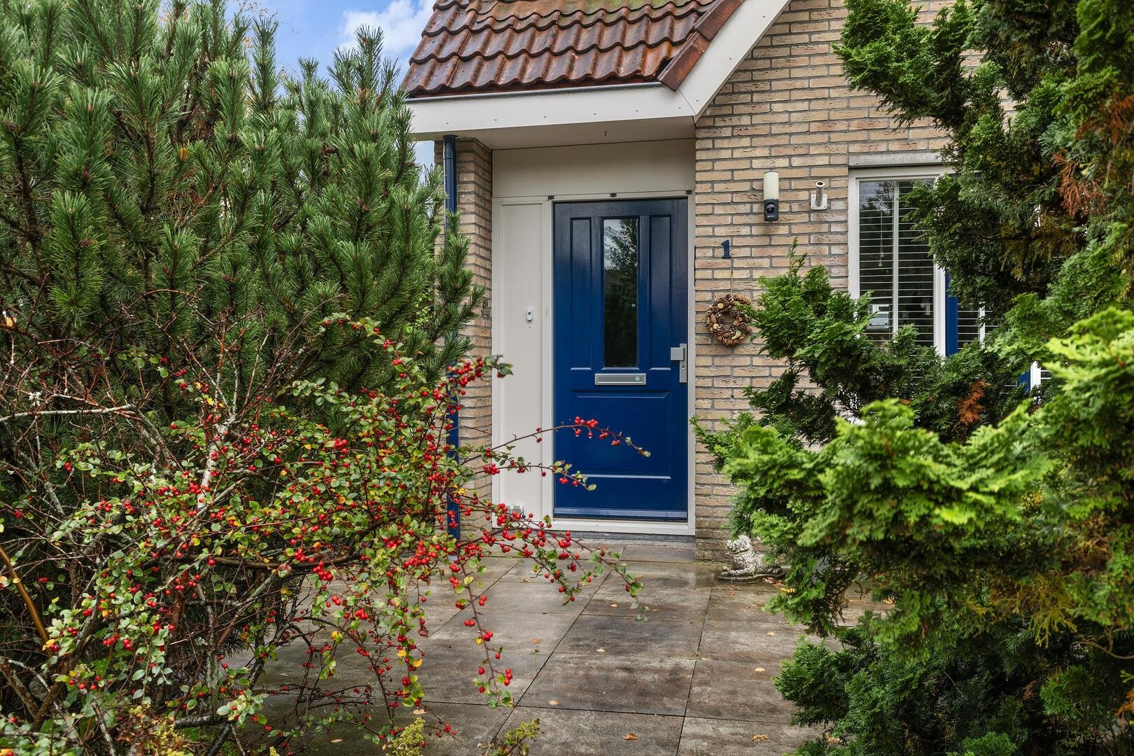 Hoekwoning te koop: Glinstrastate 1, Leeuwarden