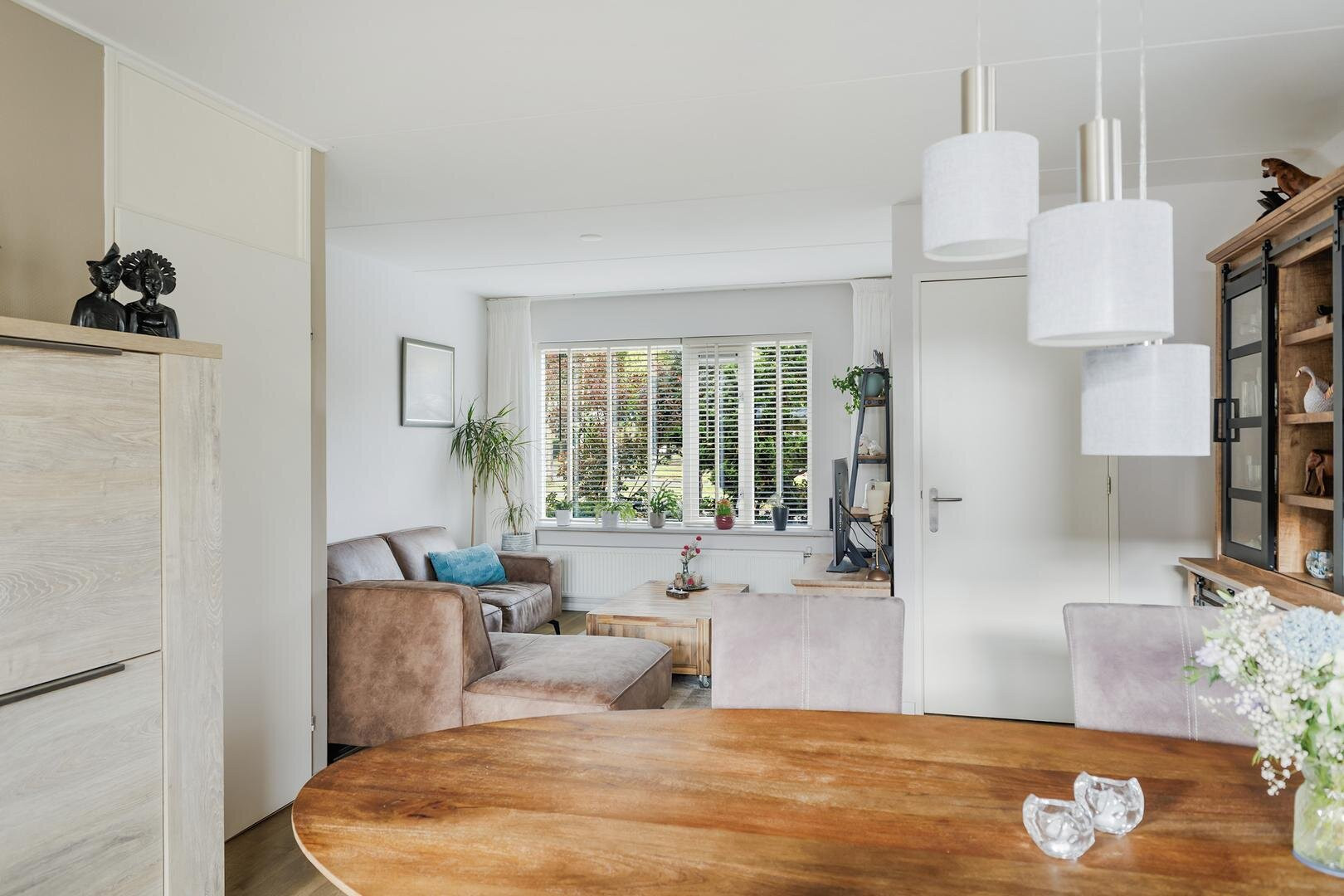 Hoekwoning te koop: Glinstrastate 1, Leeuwarden