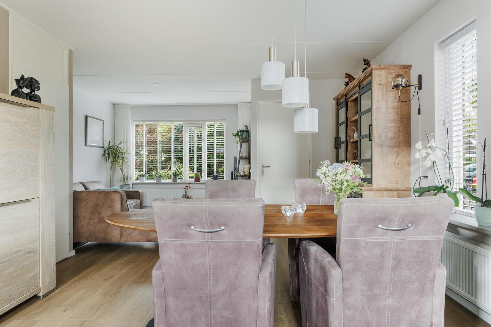 Hoekwoning te koop: Glinstrastate 1, Leeuwarden
