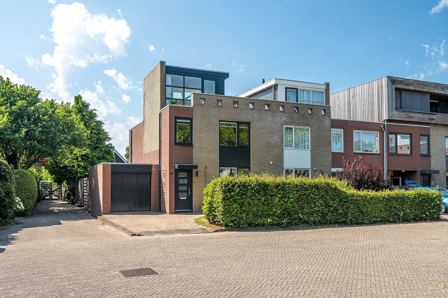 Hoekwoning te koop: Eelsmastate 26, Leeuwarden