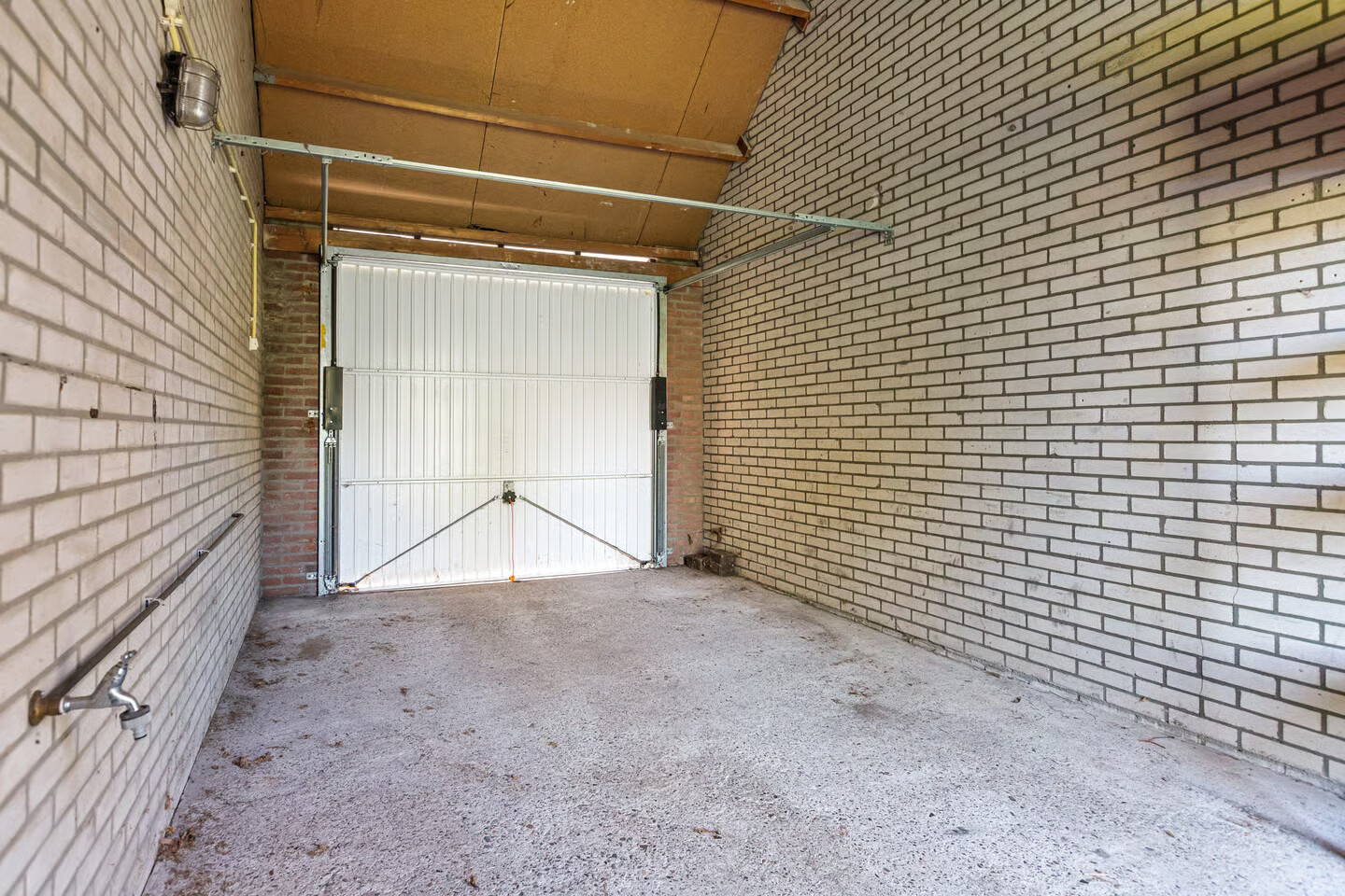 Tussenwoning te koop: Koudenburg 46, Leeuwarden