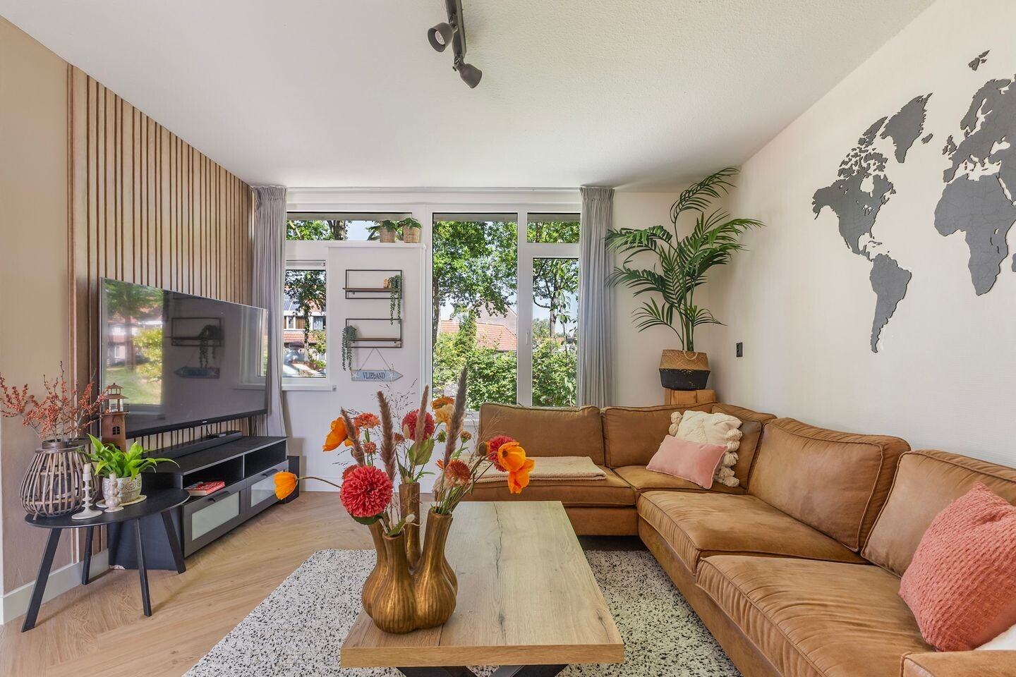 Tussenwoning te koop: Schuilenburg 3, Leeuwarden