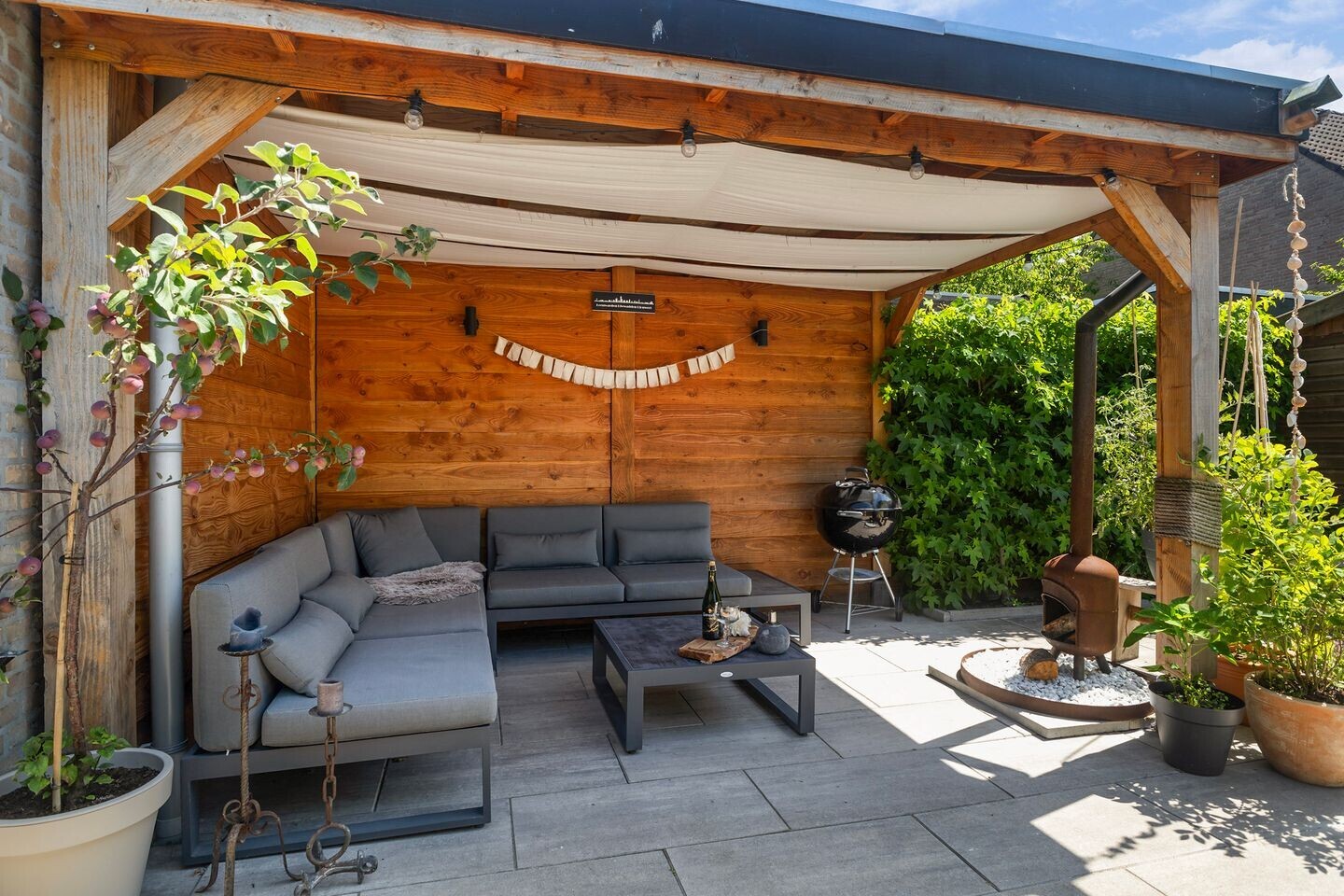 Tussenwoning te koop: Schuilenburg 3, Leeuwarden
