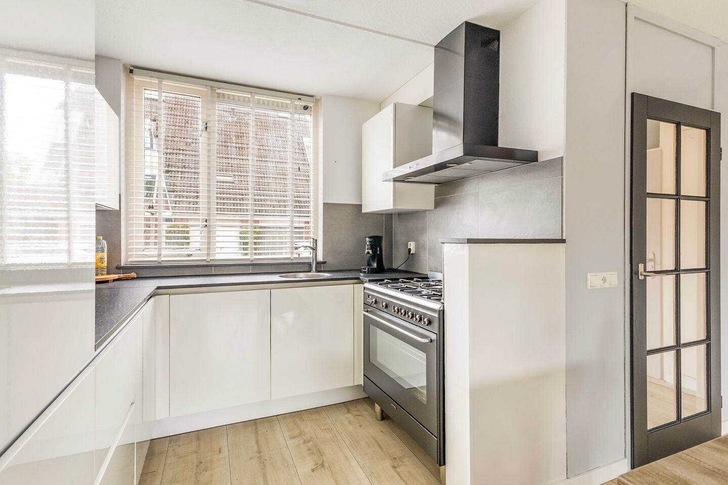 Hoekwoning te koop: Staniastate 41, Leeuwarden
