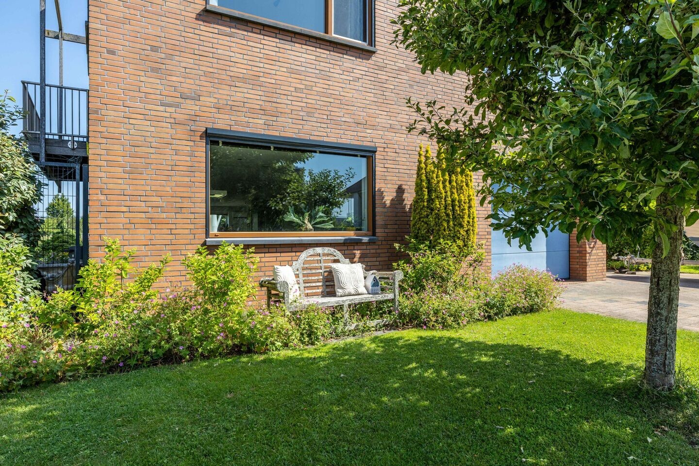 Vrijstaande woning te koop: Auck Petersstrjitte 6, Leeuwarden