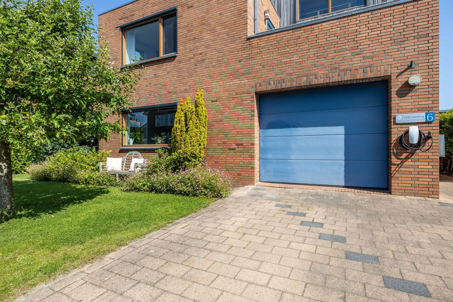 Vrijstaande woning te koop: Auck Petersstrjitte 6, Leeuwarden